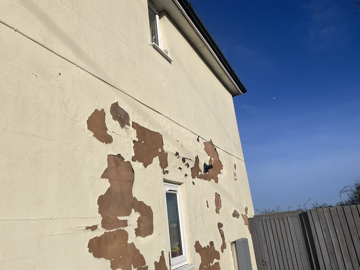 The insulation on my wall has been falling off for years and slowly it’s started to bulge out !
After years of emails, surveys and complaints going in my landlord sent out someone.
A bloke with a paint brush 
You get worse <a href="/HelloSanctuary/">Sanctuary Housing</a>