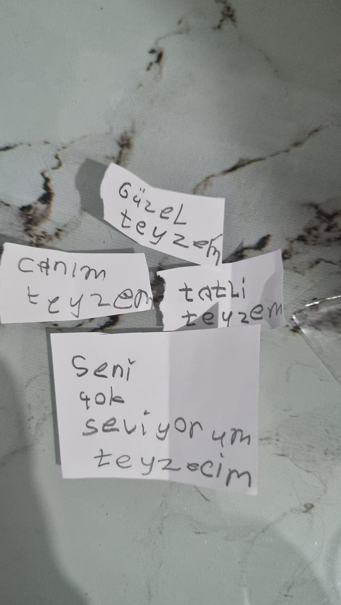 Hiç beklemdiğim anda şöyle şeylerle karşılanıyorum:))