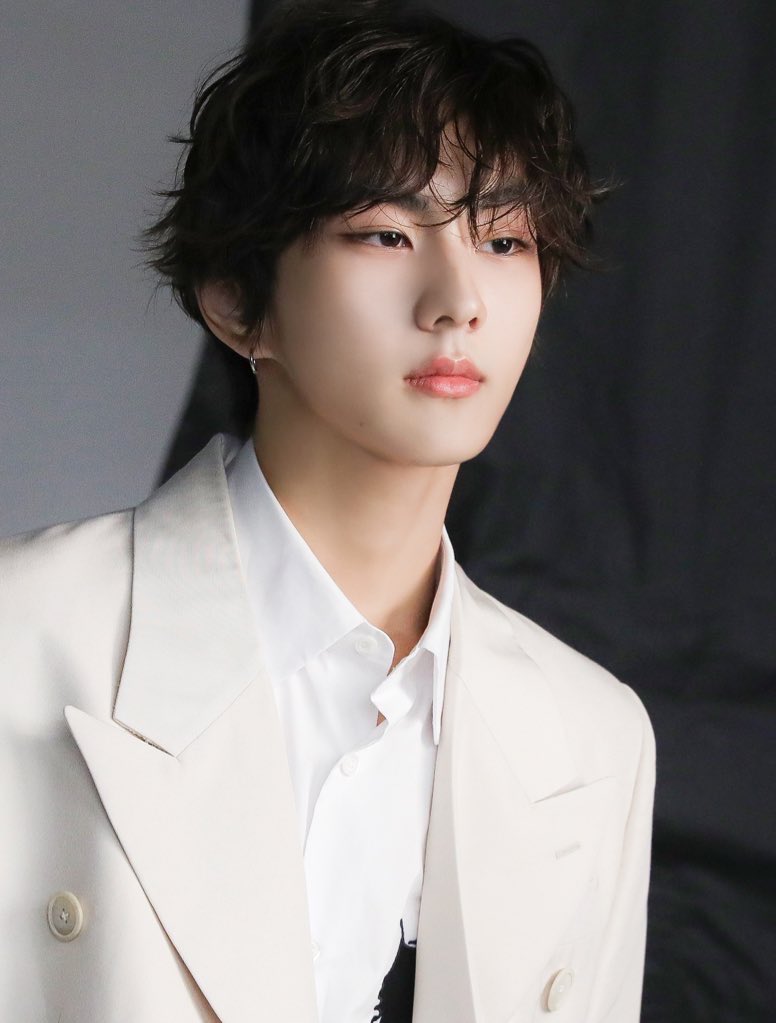 DEAREST SEASON OF JUNGWON

#23WONdrousSeasons
#HAPPY_JUNGWON_DAY
#사랑이란_꽃말처럼_정원을_가득채워
#ENHYPEN #ENGENELOMBOK #JUNGWON #정원 <a href="/ENHYPEN_members/">ENHYPEN</a> <a href="/ENHYPEN/">ENHYPEN OFFICIAL</a>