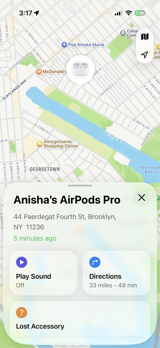 anishaaa1102's tweet photo. Hey @Uber @Uber_Support , I forgot my AirPods in an Uber ride and the driver isn’t picking up calls. I have proof attached. Please help me get in touch ASAP. https://t.co/jXq88XA4Lo