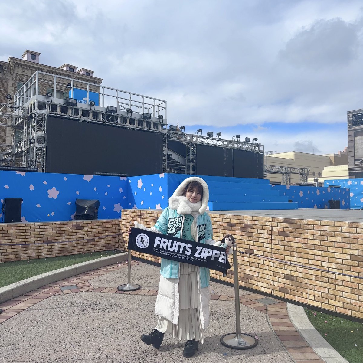 adchan_bigtake's tweet photo. めっちゃさぶかったけど、大雪の中がんばるふるっぱーちゃん達に熱くなった日

#ユニ春
#FRUITSZIPPER 
#ゆいわずらい https://t.co/40Bg7Fx76H