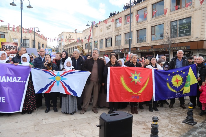 SyriacPress's tweet image. TUR ABDIN: Images from today's protest in Medyad in support of brotherhood between #Syriacs, #Yazidis, #Arabs, #Kurds in #Syria, and for peace and democracy in the Gozarto (Jazira) region. With participation of the Bethnahrin Women's Union, DEM Party MPs George Aryo and Kamuran