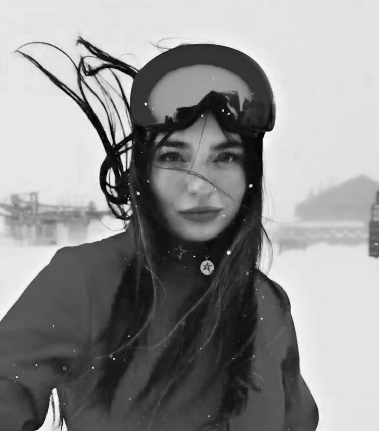 #AyçaAyşinTuran 💙