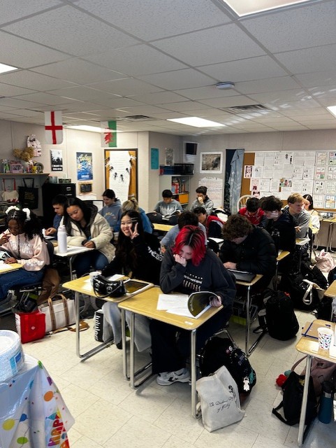 The Dickens Project tweet media