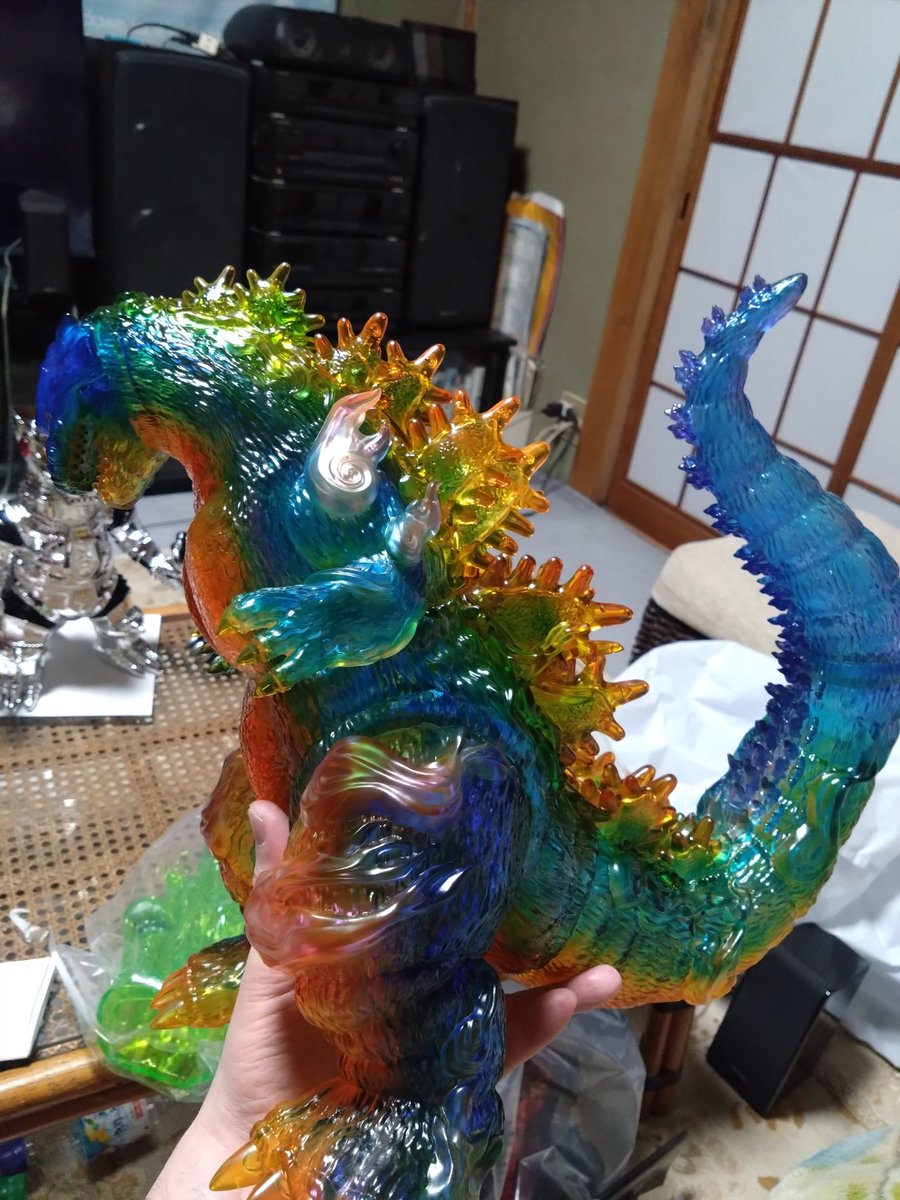 TbjzgDqr22gEMJ3's tweet photo. FrogTree浮世ノ絵 幻彩開封😊
今作は色鮮やかなカラーリングで青色が強め🔥炎のカラーは薄いピンクで塗装されてる。黒色に囚われない斬新な色使いで凄くカッコイイ‼️
#ソフビ
#ゴジラ
#FrogTree
#ワンダーフェスティバル2026冬 https://t.co/ROW9pc3tTc