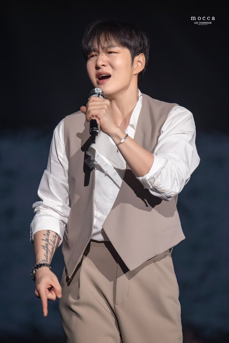 N년전 오늘의 창섭🍑 tweet media