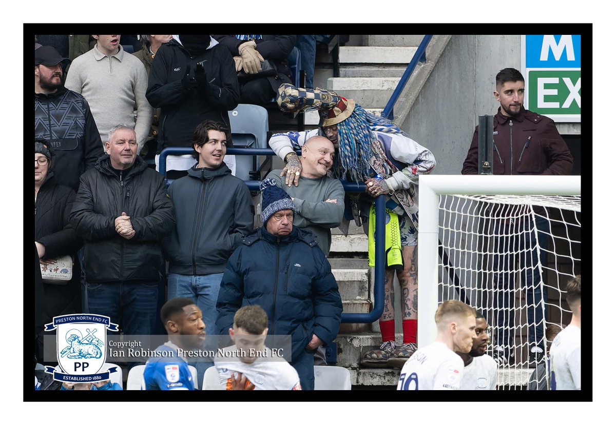 Ian Robinson tweet media