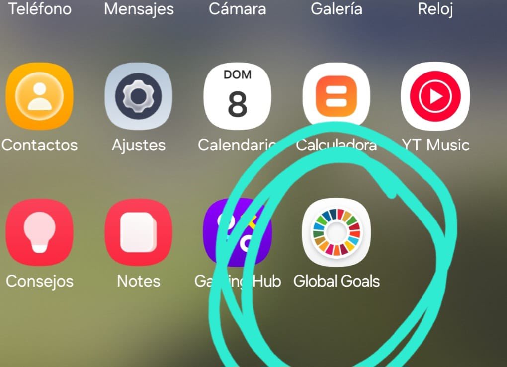FLMIRONES's tweet photo. #MIRONEWS Lo nuevos móviles Samsung vienen con la aplicación del esfínter tuttifrutti pre instalada, motivo suficiente para no comprarlos. Peor que si lucieran una hoz con un martillo. 
Un aullido. https://t.co/1FHPD3C1C6