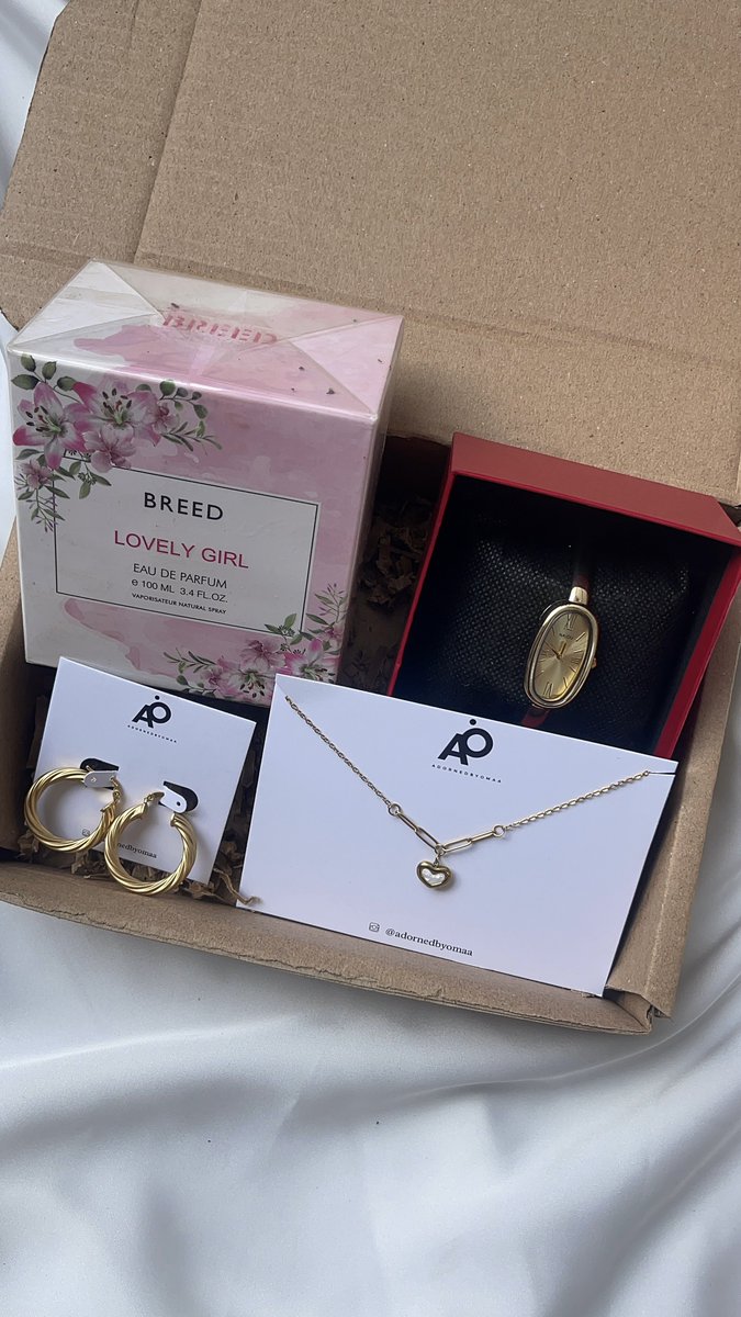 Isiomaniaa's tweet photo. The IVY Box 

F1 : 
Includes
Perfume 
Wristwatch 
2 bracelets 
Earring
 
F2 : 
Includes 
Perfume
Wristwatch 
Earring 
Necklace 

N60,000 each https://t.co/tqDt9yHNtX