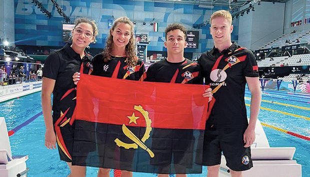 Wydenzoo's tweet image. &amp;gt;Angolan Olympic swimming team