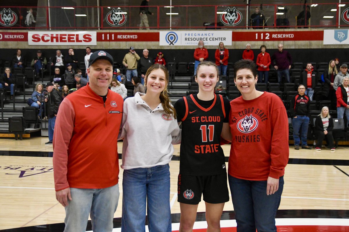 St. Cloud State WBB tweet media
