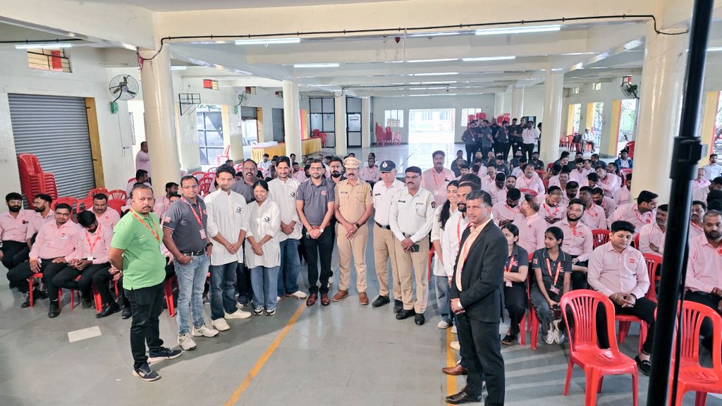 पुणे शहर वाहतूक पोलीस tweet media