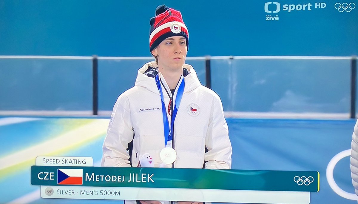 MiloslavRozner's tweet photo. Přiznejme férově, že za medailovým úspěchem České republiky je nejen Andrej Babiš a jeho moderní rychlobruslařská hala, ale i hodně slušnej výkon Metoděje Jílka. Gratulujeme! 🇨🇿👏 https://t.co/Obv4GYvGov
