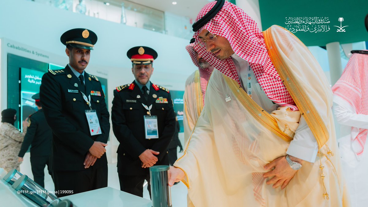 FFM_gov's tweet image. تجوّل سعادة الأمين العام للصندوق في أجنحة #معرض_الدفاع_العالمي_2026، مطّلعًا على أبرز المشاركات الوطنية والدولية، ومتابعًا مستجدات القطاع، في مشهد يعكس تكامل الجهود وتبادل الخبرات، ويؤكد دور المعرض في إبراز المكانة المتقدمة للمملكة في مجال الدفاع والصناعات المرتبطة به.