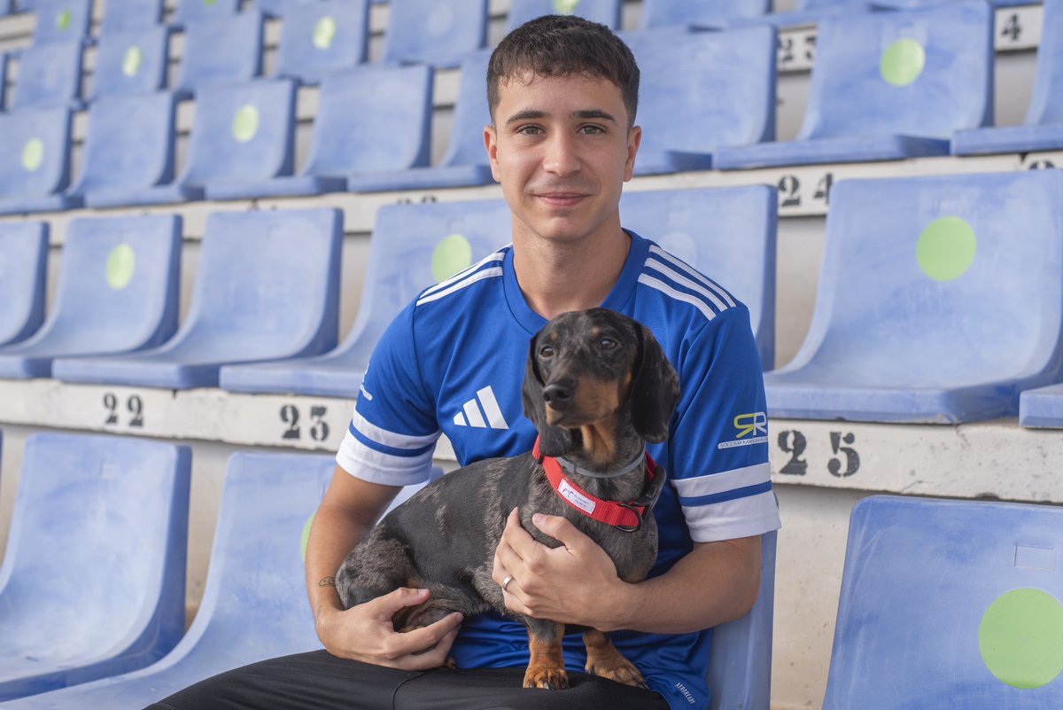 ⚡ ¡Qué elegante, Rayo! 

🐶 ¡La mascota de <a href="/diegojds23/">diego dominguez</a> ya luce los accesorios de EGV! 

👏🏻 ¡Gracias una vez más a nuestro patrocinador! 

#CDSanFernando1940