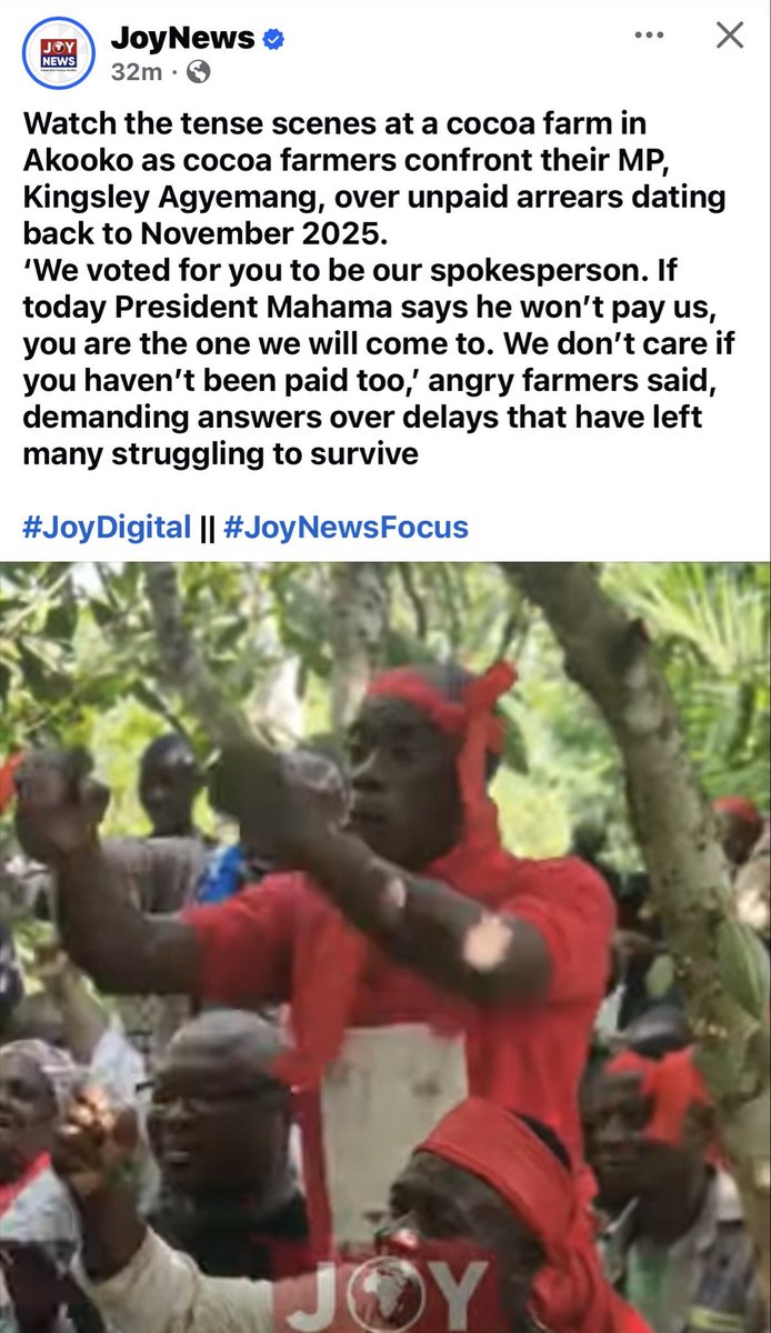 KevinEkowTaylor's tweet photo. The government is supposed to pay farmers which we all agree  but for a criminal mp like Kingsley Agyeman to organize his party faithfuls to pose as cocoa farmers to embarrass the government is so funny. Npp de3 gyimiiiii saaaa🤣🤣🤣🤣 https://t.co/iLsNmwLVKX