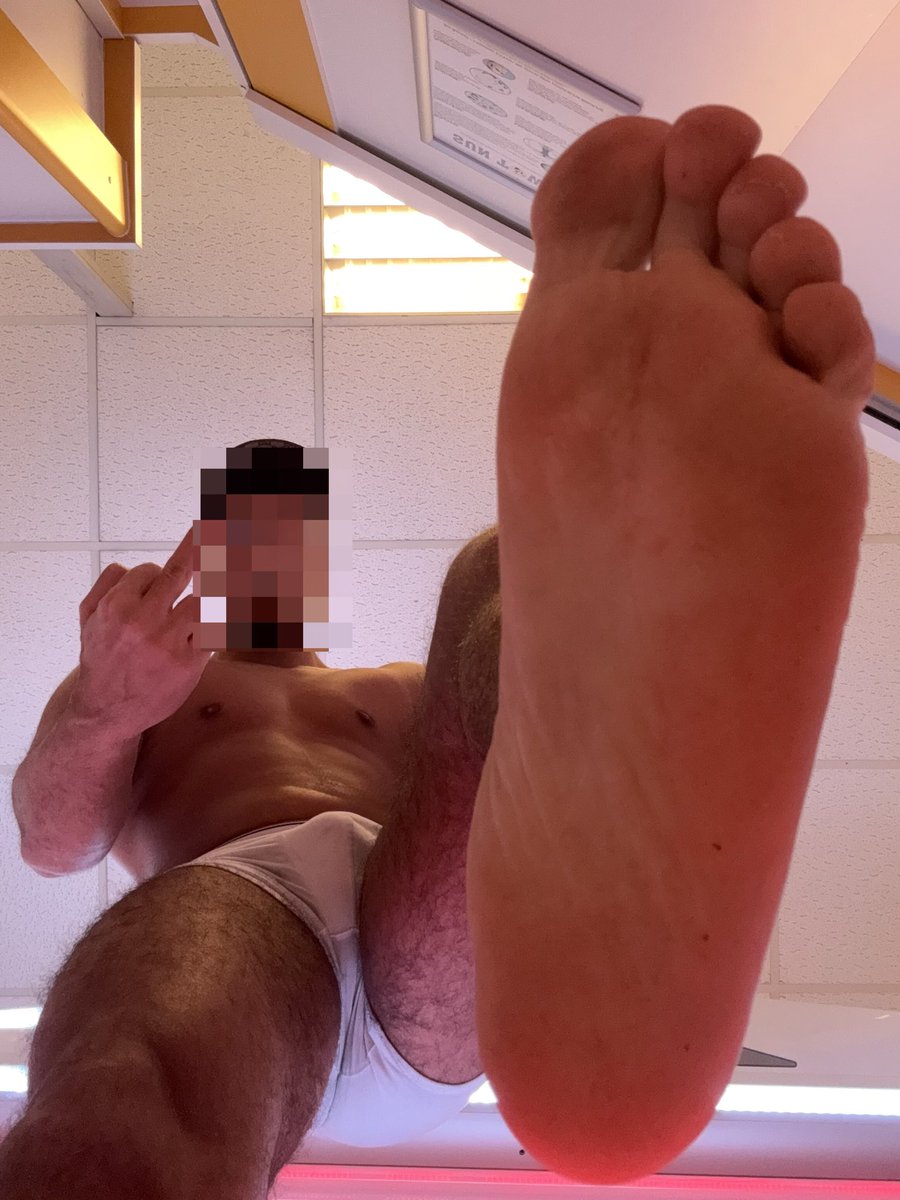 arabmaster030's tweet photo. I didn't even see you down there...🦶😈

@PromoRTpig @promocion_pies @promo_4_brits
@GiantFeetPromo @PromoRTNick
@MASTERS_PROMOS @MASTERS_PROMOS
@PromoJacked @nick_gtwb https://t.co/WVMEDCUKna