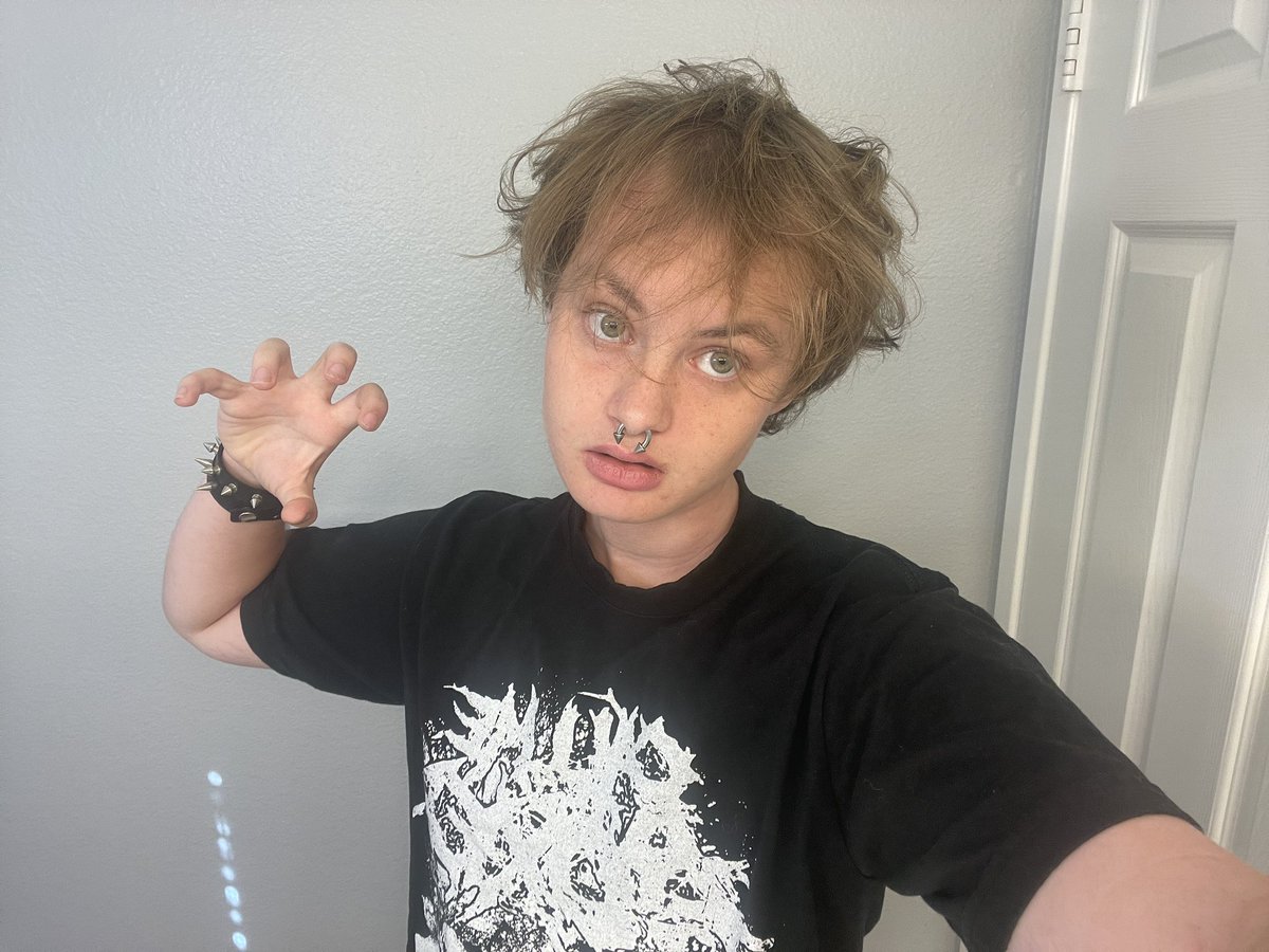 andy tweet media