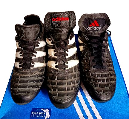DlaRosaFC's tweet photo. En 1994 @adidas_ES crea el primer modelo Predator. En tres años sacará tres modelos. 
1994 Predator Cup.
1995 Predator Rapier.
1996 Predator Touch.
De mí colección.
#adidas
 #theadidasarchive #adidashq #adidasarchive #adidasdassler vintageadidas adidas75 https://t.co/0RhWy1wzLp