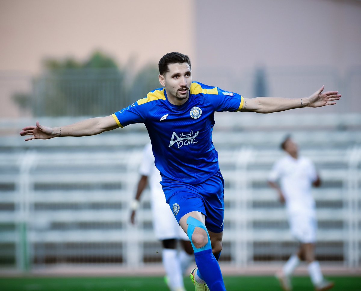 Topra_s's tweet photo. - لاعب نادي #اللواء لوساندرو بابيو هو رابع لاعب يتمكن من تسجيل (2) هدفين أو أكثر في (3) مباريات مختلفة في دوري الدرجة الثانية في هذا الموسم :

• ✅ لاعب #عفيف شوتز (3) مرات
• ✅ لاعب #العين موتا (3) مرات
• ✅ لاعب #النعيرية الأبيار (3) مرات
• ✅ لاعب #اللواء بابيو (3) مرات https://t.co/mp94oZ5t5X