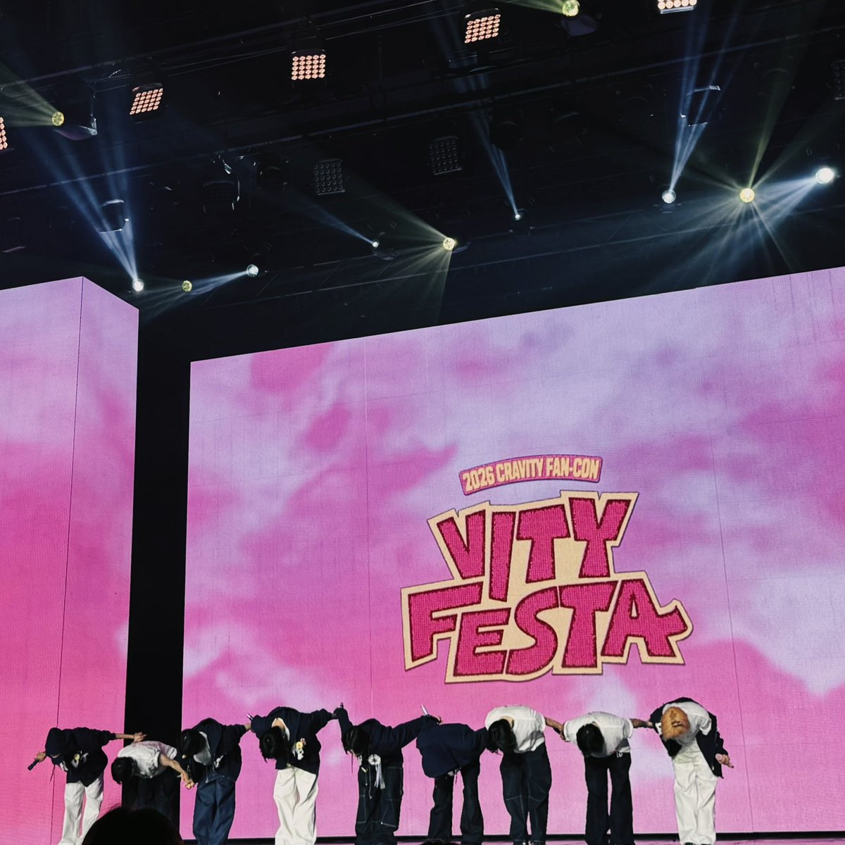 min2theny's tweet photo. 비티고쪼앙!성민이젤쪼앙♡ https://t.co/Jr493Nm7Wz