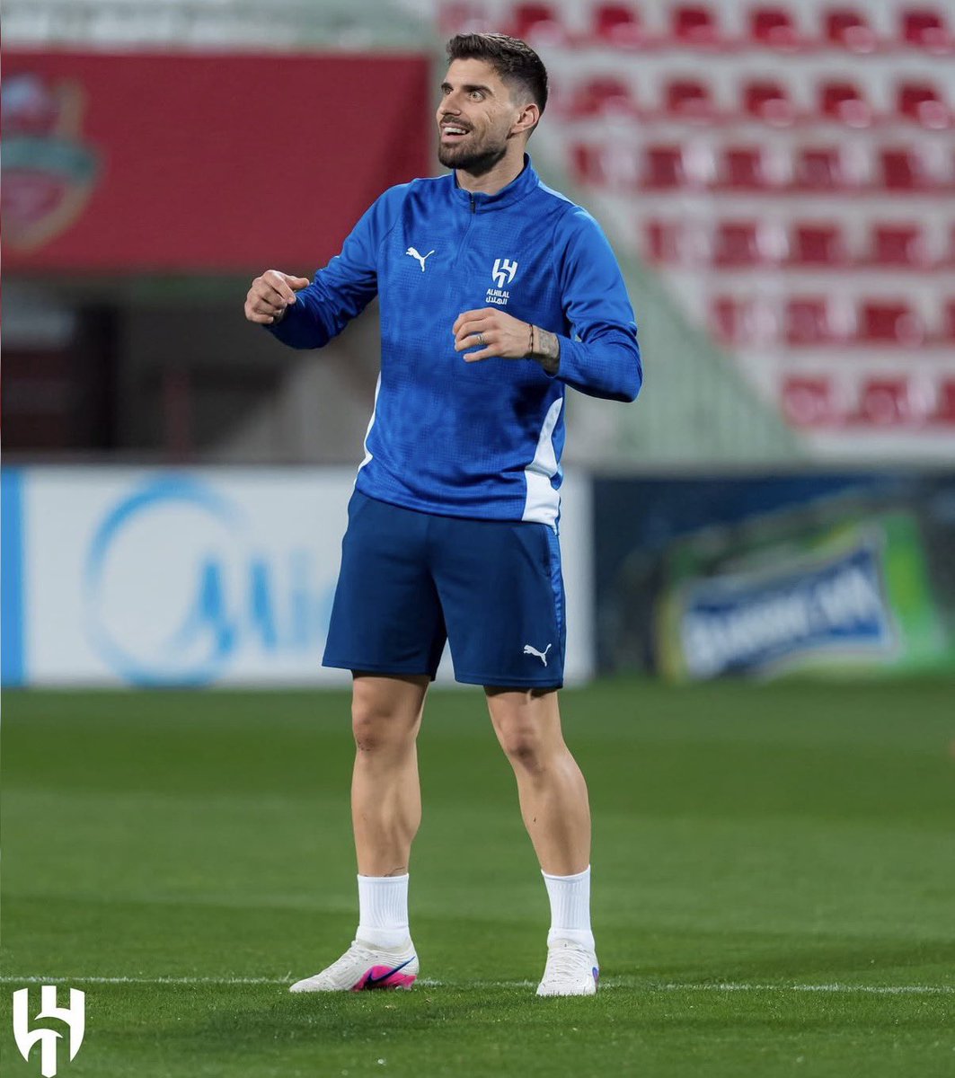 hilalstuff's tweet photo. الرولز في التدريبات 🇵🇹💙💙💙💙💙💙💙 https://t.co/pmgKhGfkIc