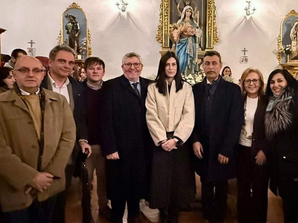 👉 Celebración de la Virgen de la Candelaria en Pioz.

👥️ La senadora del PP, María Patricio, la senadora y diputada provincial, Montserrat Rivas, y el diputado regional, Nacho Redondo, participan en los actos festivos junto a los compañeros de Pioz y alcaldes y concejales