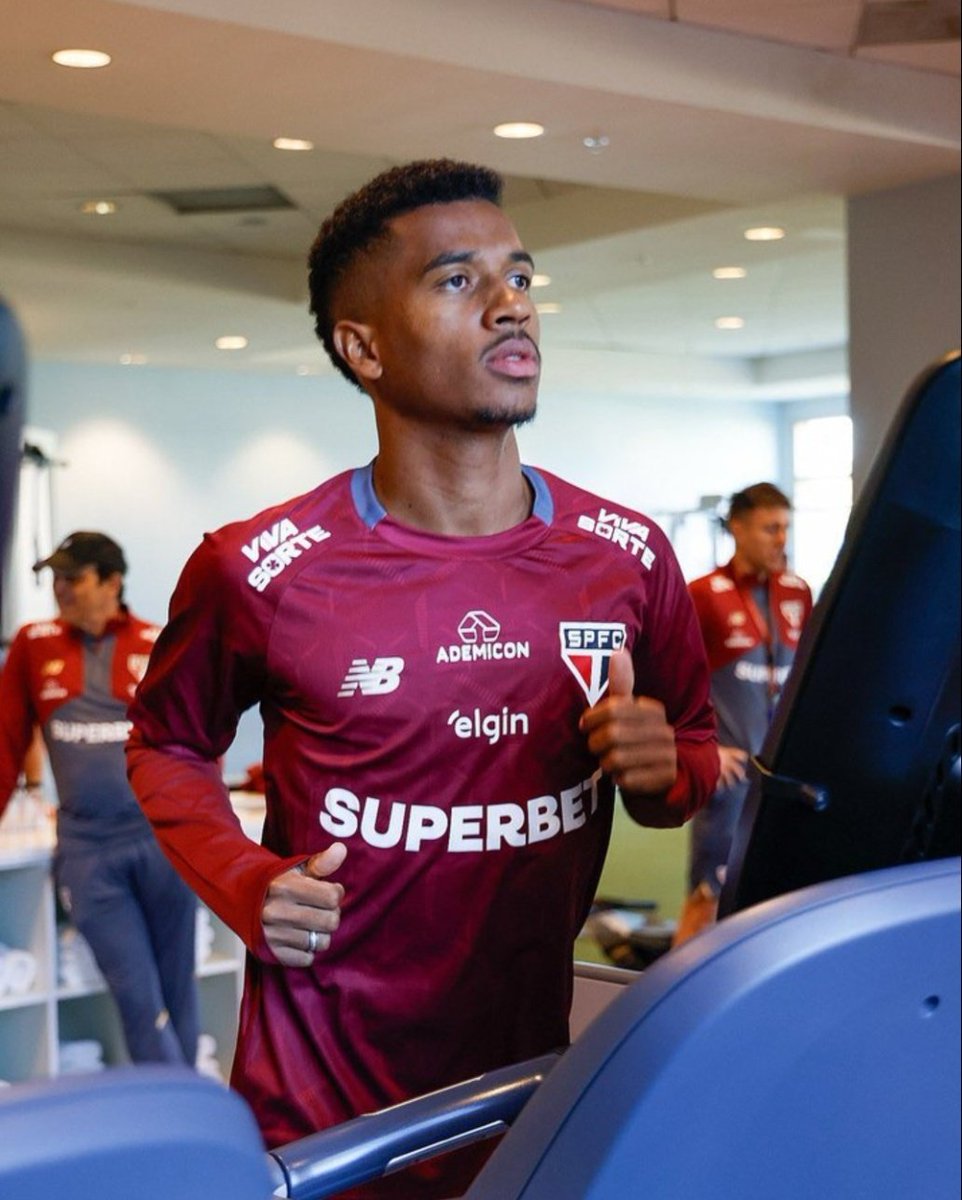 Infodanacao's tweet photo. 🚨 AGORA!!

São Paulo acertou nas últimas horas uma preferência de compra para o Flamengo por Marcos Antônio.

O acordo verbal vale para as próximas janelas. Se o Tricolor receber proposta pelo meia, o Rubro-Negro terá o direito de cobrir.

🗞️ @valentinfurlan_ https://t.co/WIwpQrN4AK