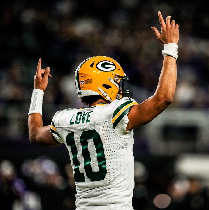 There’s only one QB that makes perfect sense to play in the Super Bowl on Valentine’s Day: