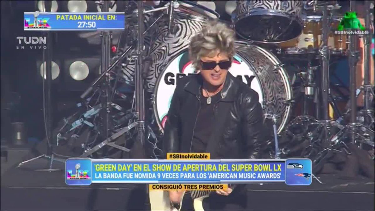 nflmx's tweet photo. Así comienza el Super Bowl LX… con @GreenDay. 🤘🔥 https://t.co/rQbYWBqJtR