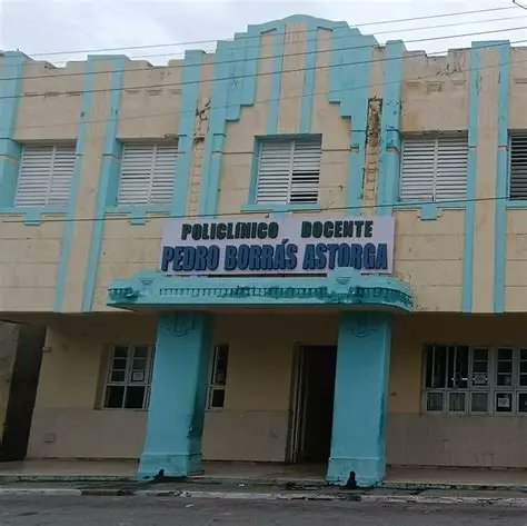 🇨🇺🗣️<a href="/DiazCanelB/">Miguel Díaz-Canel Bermúdez</a>: 🏥161 hogares maternos; 156 hogares de ancianos; 305 casas de abuelos y los  policlínicos, que por lo menos en el cuerpo de guardia y una parte importante van a tener sistemas fotovoltaicos. 

#CubaVencerá #CubaPorLaVida