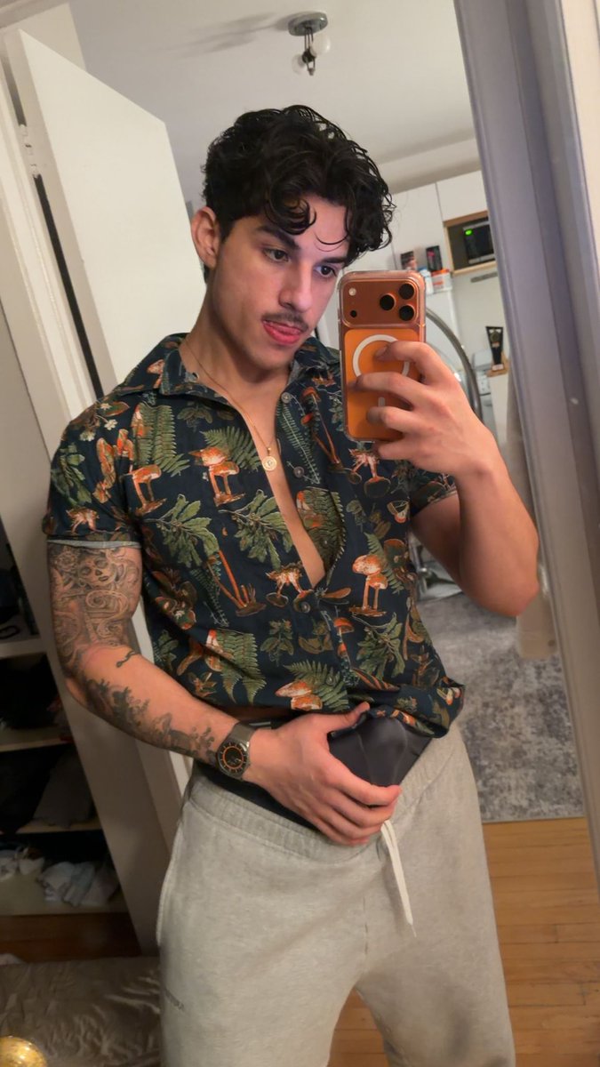 say hi then check ur inbox