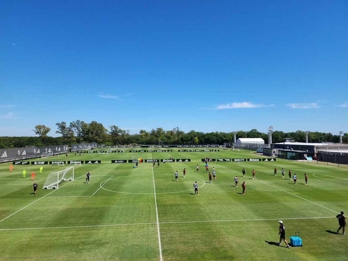 RiverPlate's tweet image. Domingo en River Camp 📍