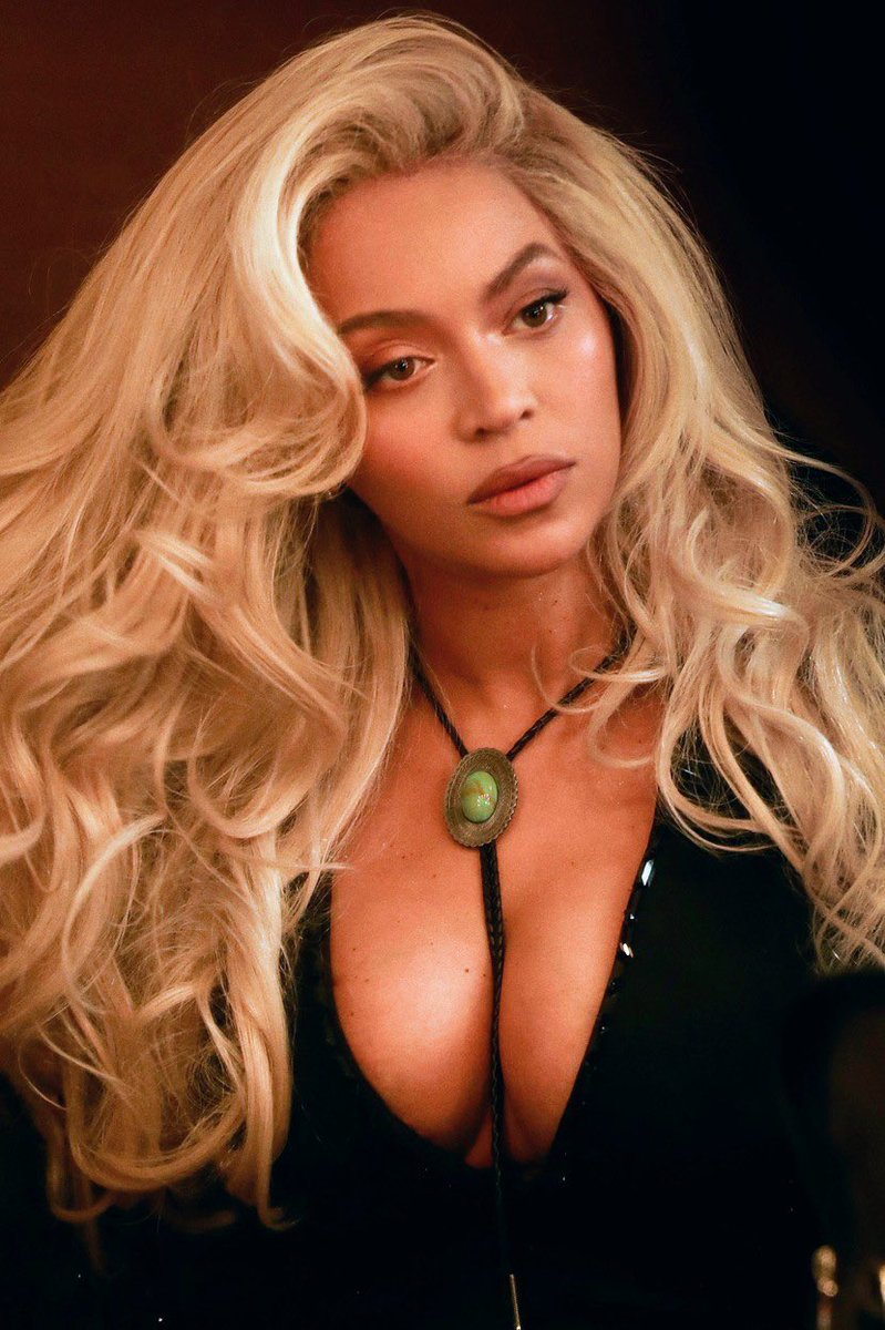 ᴀʀᴛʜ tweet media