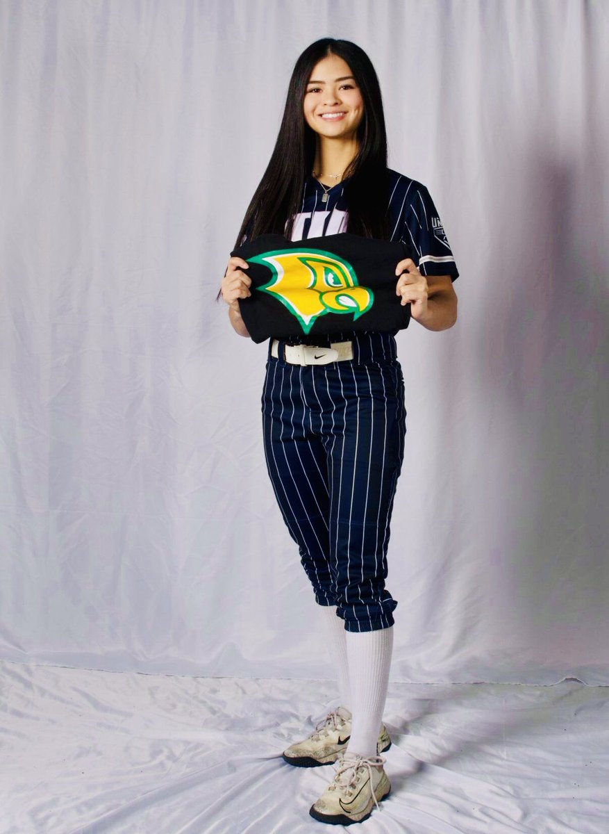 lailash08's tweet photo. Looking forward to the 2026 Softball Season! High School Senior Year and Stars Fastpitch Scoralo18u… #LailaHenson2026 #Committed #StMaryHS #softball https://t.co/x83gJ0HiSK