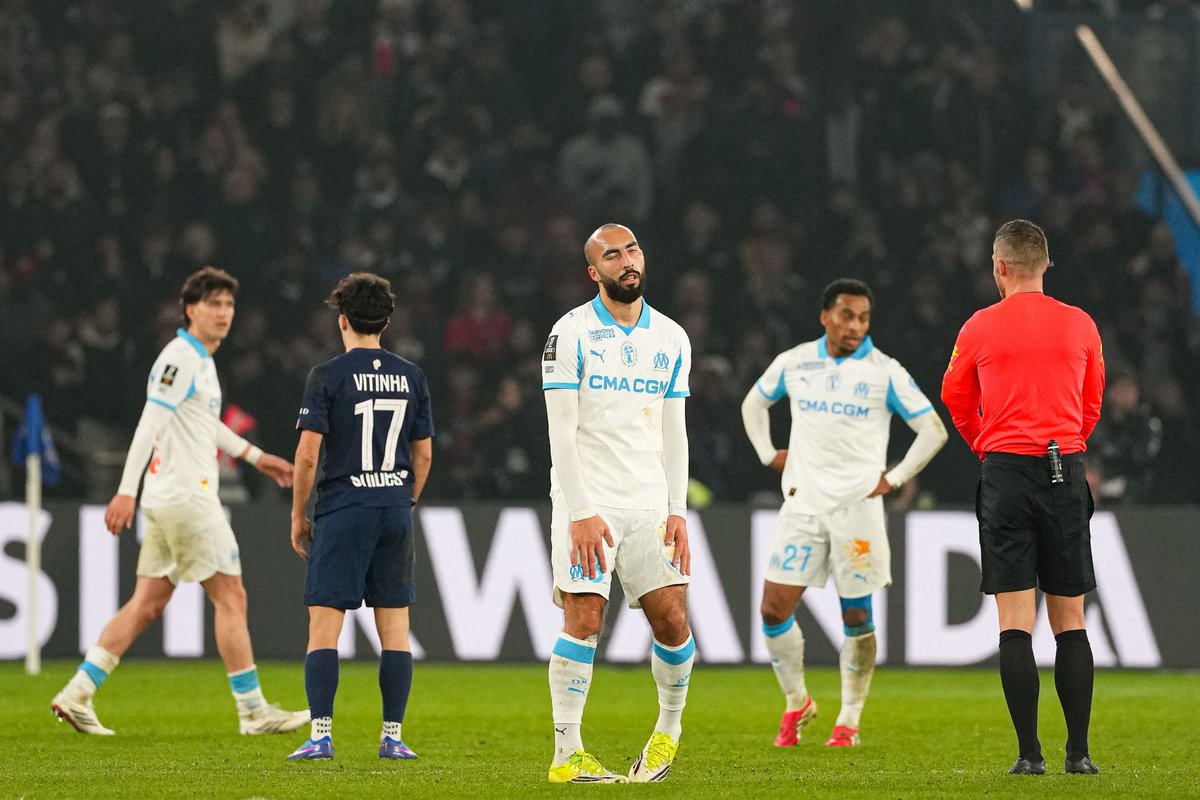 _BeFootball's tweet photo. 🚨 𝗟𝗘𝗦 𝗡𝗢𝗧𝗘𝗦 𝗠𝗔𝗥𝗦𝗘𝗜𝗟𝗟𝗔𝗜𝗦𝗘𝗦 𝗗𝗔𝗡𝗦 @lequipe 🥶:

🇳🇱 De Lange (3)
🇫🇷 Pavard (2)
🇦🇷 Balerdi (1)
🇦🇷 Medina (2)
🇺🇸 Weah (2)
🇩🇰 Höjbjerg (3)
🇳🇱 Timber (4)
🇮🇹 Emerson (3)
🏴󠁧󠁢󠁥󠁮󠁧󠁿 Nwaneri (2)
🏴󠁧󠁢󠁥󠁮󠁧󠁿 Greenwood (2)
🇩🇿 Gouiri (4) https://t.co/96fWqOUOMD