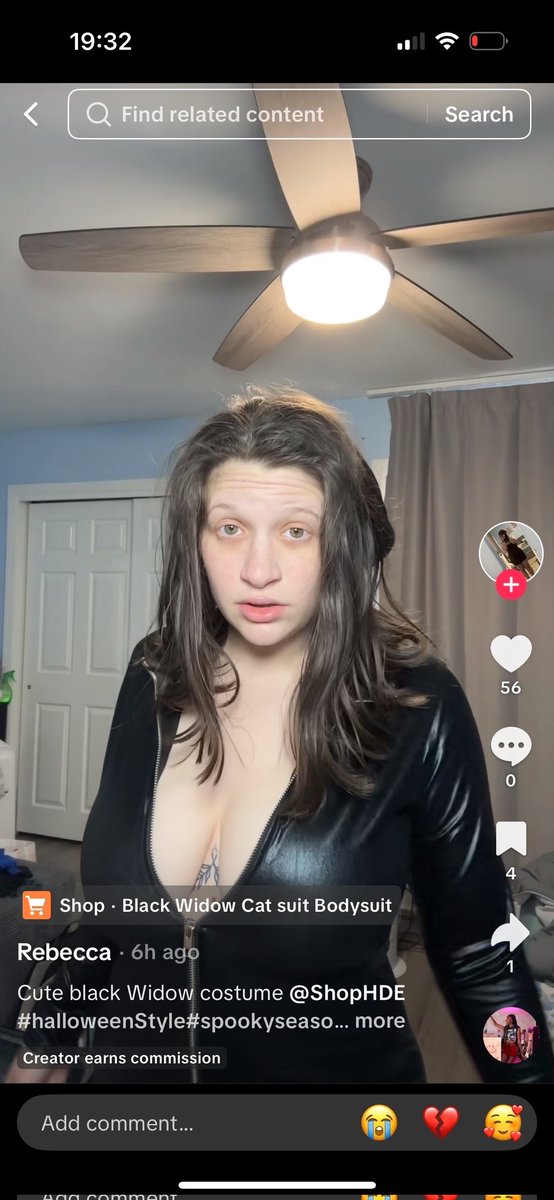 R_YayOFFICIAL's tweet photo. IT'S GIRL ARYEH. I FINALLY FOUND HER. #looksmatch https://t.co/U8fbkrijA5