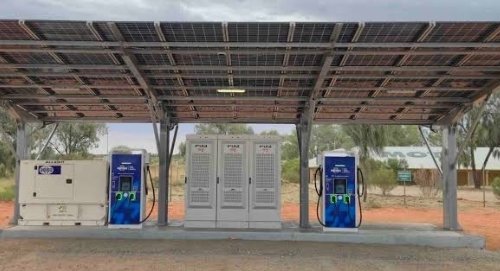Sam Newman ( in podcast)has come across an electric vehicle anomaly in the out back. A charging station that no one uses...its been installed because it was Bowen mandated and a complete waste of money .
Runs on diesel too.