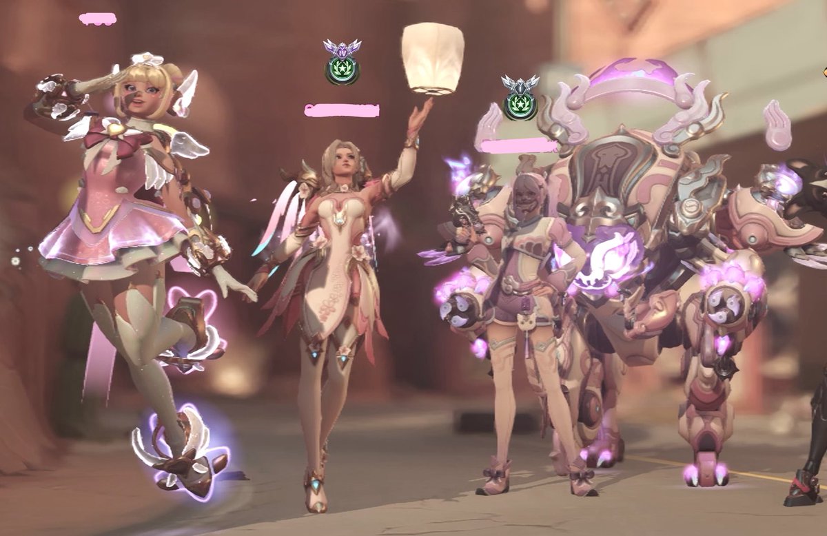 kathiebun's tweet image. need an all pink girl squad ˖˚⋆🎀