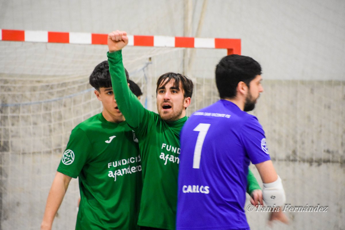 Delateral_'s tweet image. El Sierra San Vicente hace los deberes y se mete en la lucha por el liderato

deportivolateral.info/el-sierra-san-…