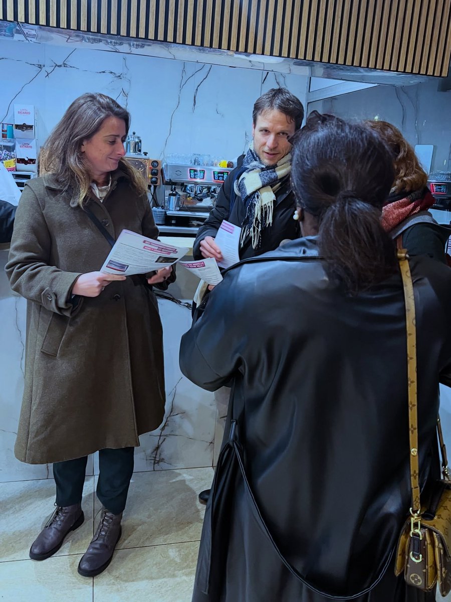 marinetondelier's tweet photo. À Evry-Courcouronnes, l’écologiste Julien Monier mène une liste d’union de la gauche, et je peux vous le dire après avoir fait une réunion avec lui : il connaît tous les dossiers locaux sur le bout des doigts.

Pourquoi ?

(1/2) https://t.co/bpSoaqreIQ