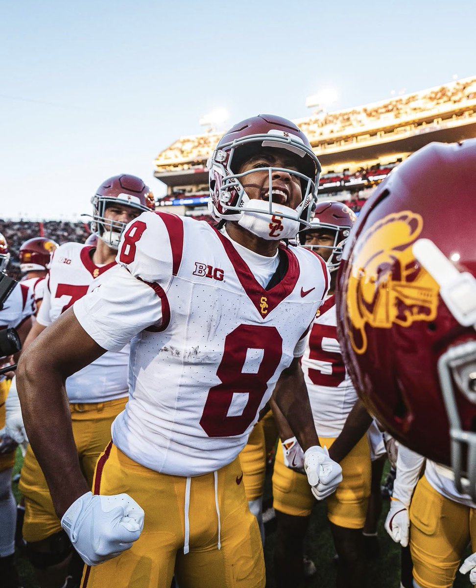 Slash Football Feature 🏈 tweet media