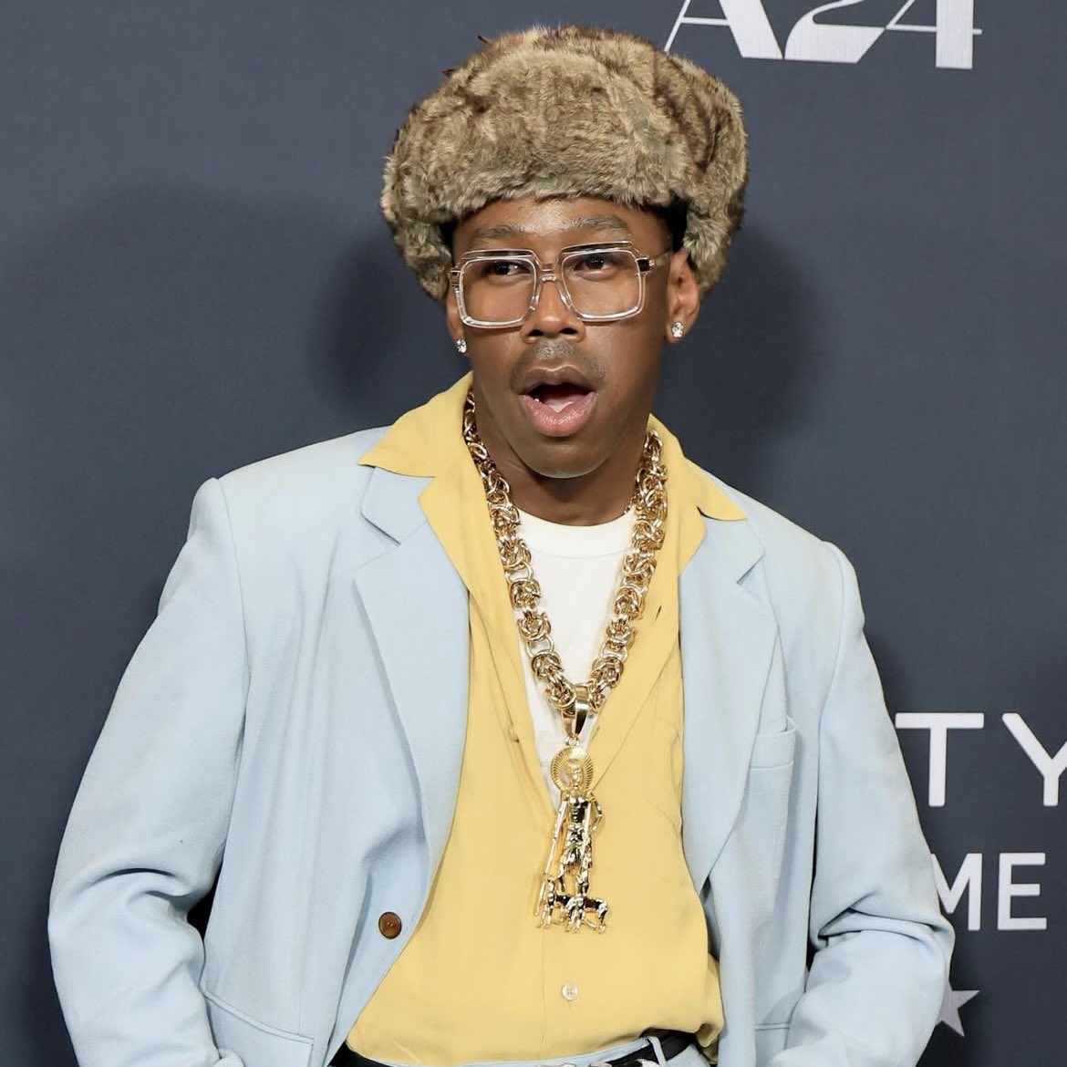 🚨LEAKED🚨 SUPER BOWL LX HALFTIME SHOW SET LIST:

- Tití Me Preguntó
- BAILE INoLVIDABLE
*Tyler The Creator enters stage*
- Thought I Was Dead
- Smuckers (w Lil Wayne &amp; Kanye)
- Corso
- Lumberjack
- Big Poe
- Sugar On My Tongue (x3)
*Tyler The Creator leaves stage*
- DtMF