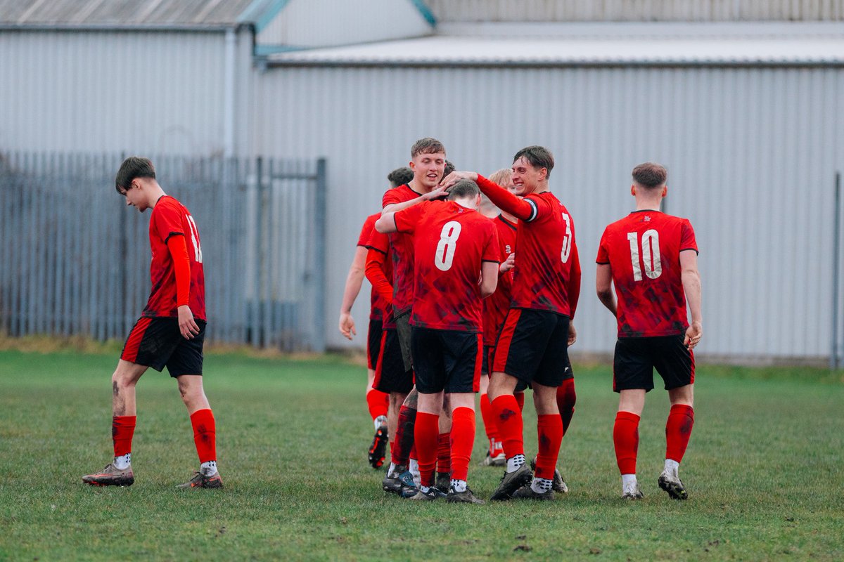 MillHill_FC's tweet image. Photos from our 3-1 win against Stoneclough F.C. 🔴⚫️

We have attached the link to all the photos on the post. 

Massive thank you to AB In Focus again  give his page a follow. And if you need photos taking we couldn't recommend him enough 👍

drive.google.com/drive/folders/…