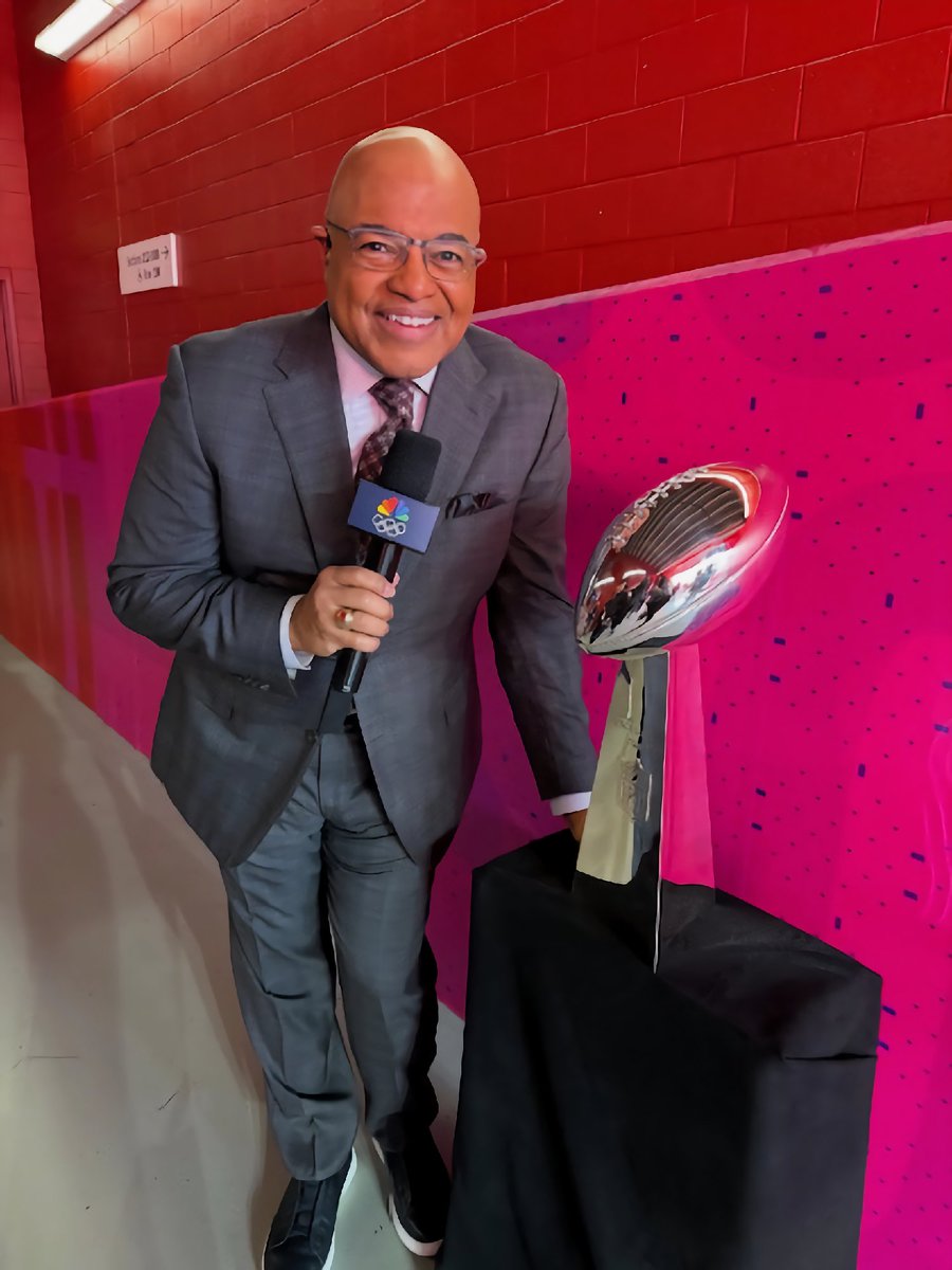 Syracuse University tweet media