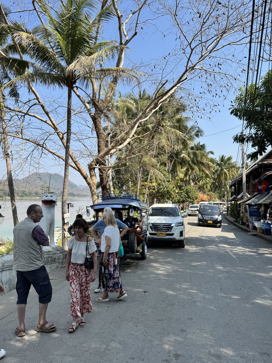 bbaitiger's tweet image. 휴식의 끝은 아쉬움이 아니라, 다시 나아갈 준비가 되었다는 신호.

낯선 풍경 속에서 비워낸 마음만큼, 이제는 새로운 즐거움과 성취로 채워갈 시간이다. 월요일이라는 이름이 주는 무게에 눌리기보다, 내가 가진 리듬을 믿고 한 걸음씩 내디뎌 보기로 한다.

오늘 하루도 나 자신에게 조금 더…