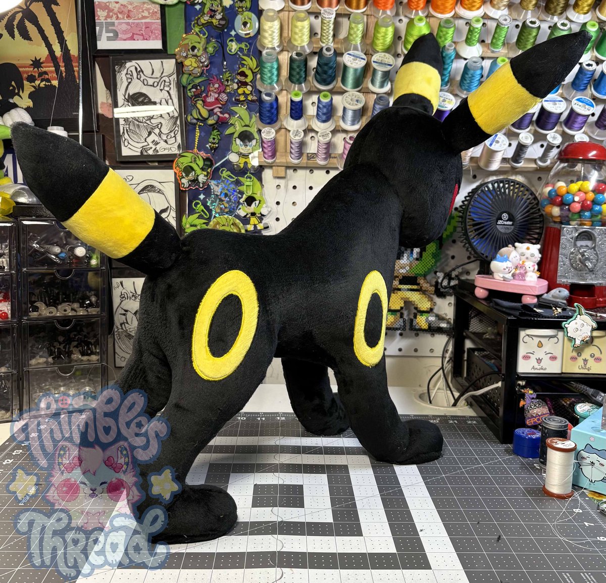 ThimblesThread tweet media