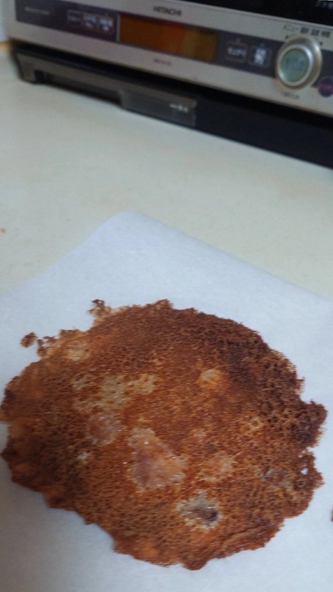 パリパリチーズ
バター入れたらこげた😢