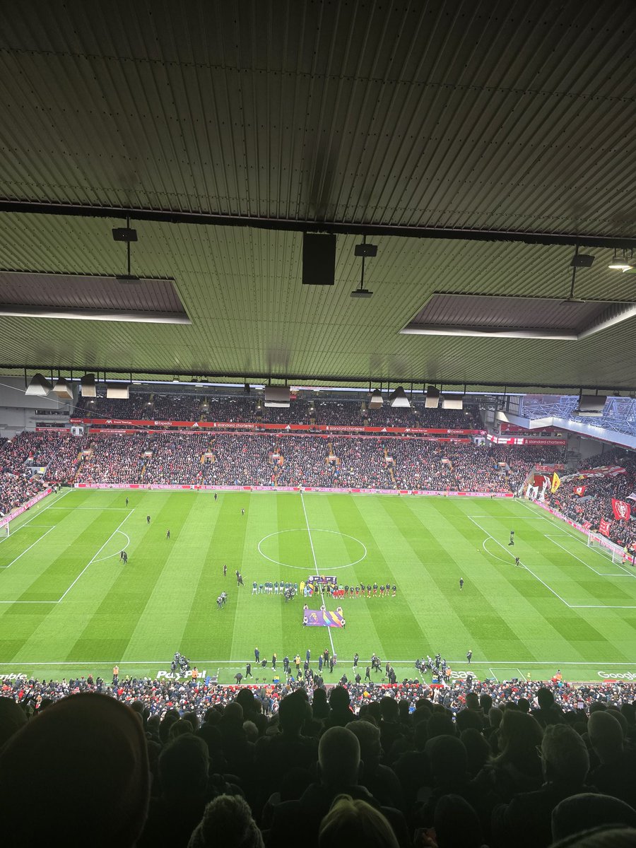 joelfc00's tweet photo. City (h) never deserved loose that 🤬 onto the next 👊🔴 https://t.co/2Fs39WbZjf
