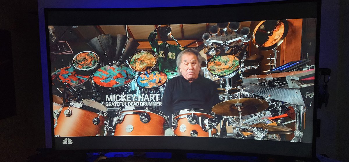 FuzzyClawX's tweet photo. Superbowl Pregame show right now.

Hinting at Ripple.

#mickeyhart #gratefuldead https://t.co/0IlWQjmCuM